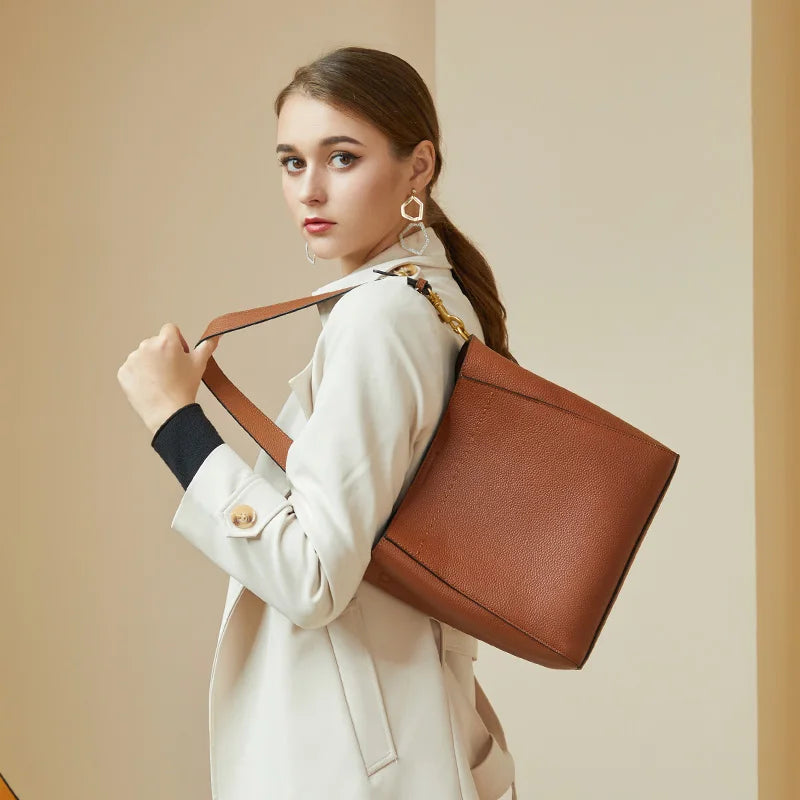 Bolsa de Couro Grande - Madam Valência