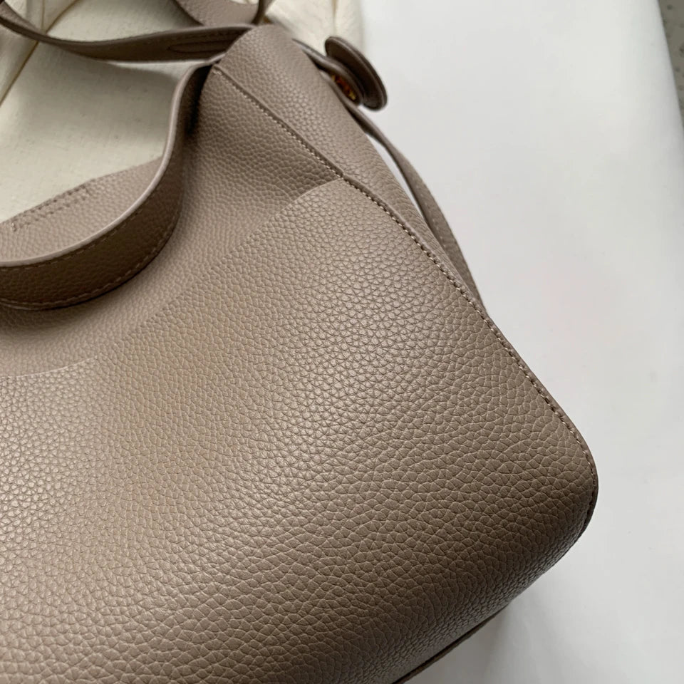 Bolsa de Couro - Madame Carina